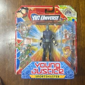 DC UNIVERSE - YOUNG JUSTICE SPORTSMASTER